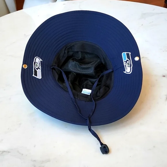 NWT Game Day Seahawks bucket/rain hat one/size unisex - Picture 10 of 16